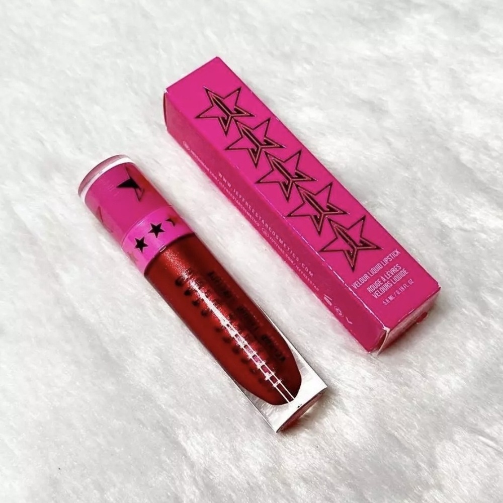 Jeffree Star Poinsetta Liquid Lipstick Formula New In Box